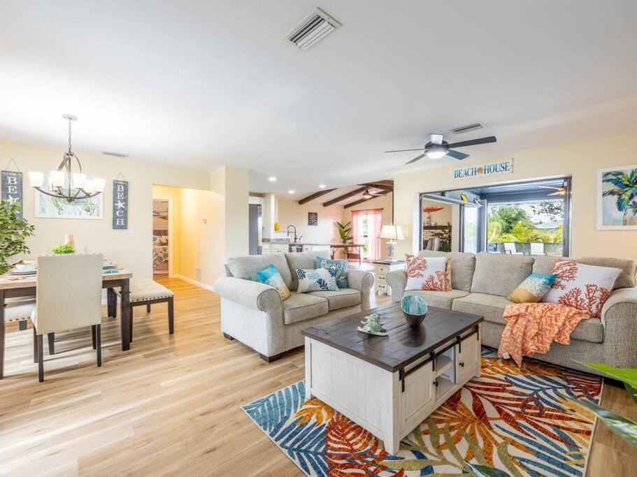 Englewood, Manasota Keys - 2 Bedroom Luxury Villa, Pool, Game Room, 6 Min To Beaches Next To Canal Esterno foto