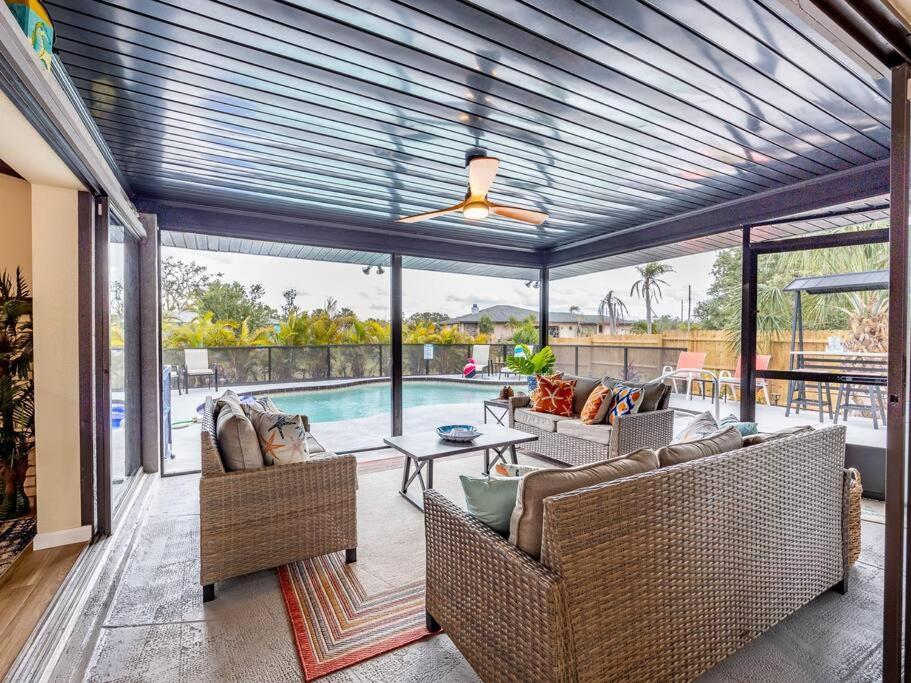 Englewood, Manasota Keys - 2 Bedroom Luxury Villa, Pool, Game Room, 6 Min To Beaches Next To Canal Esterno foto